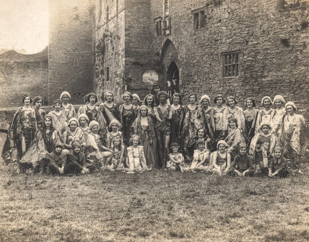Original photo of Comus, Sabrina and attendants