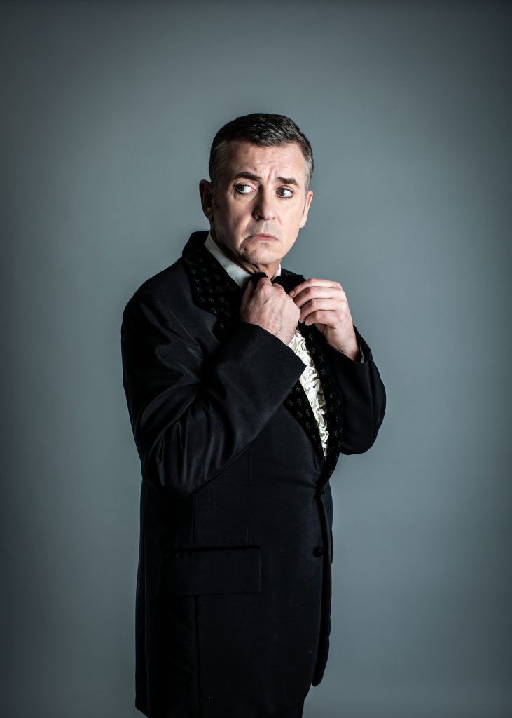 The Entertainer - Shane Richie as Archie Rice (c) Helen Maybanks