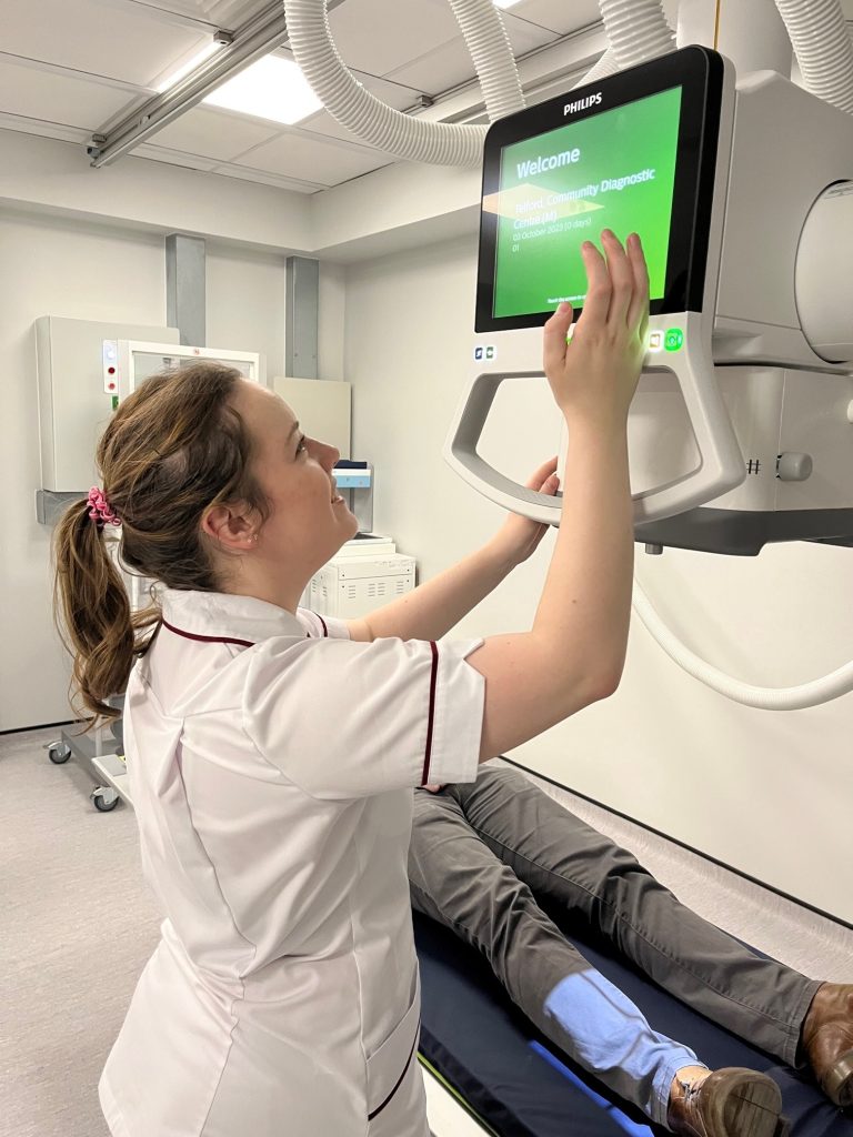 Senior radiographer at the community diagnostic centre