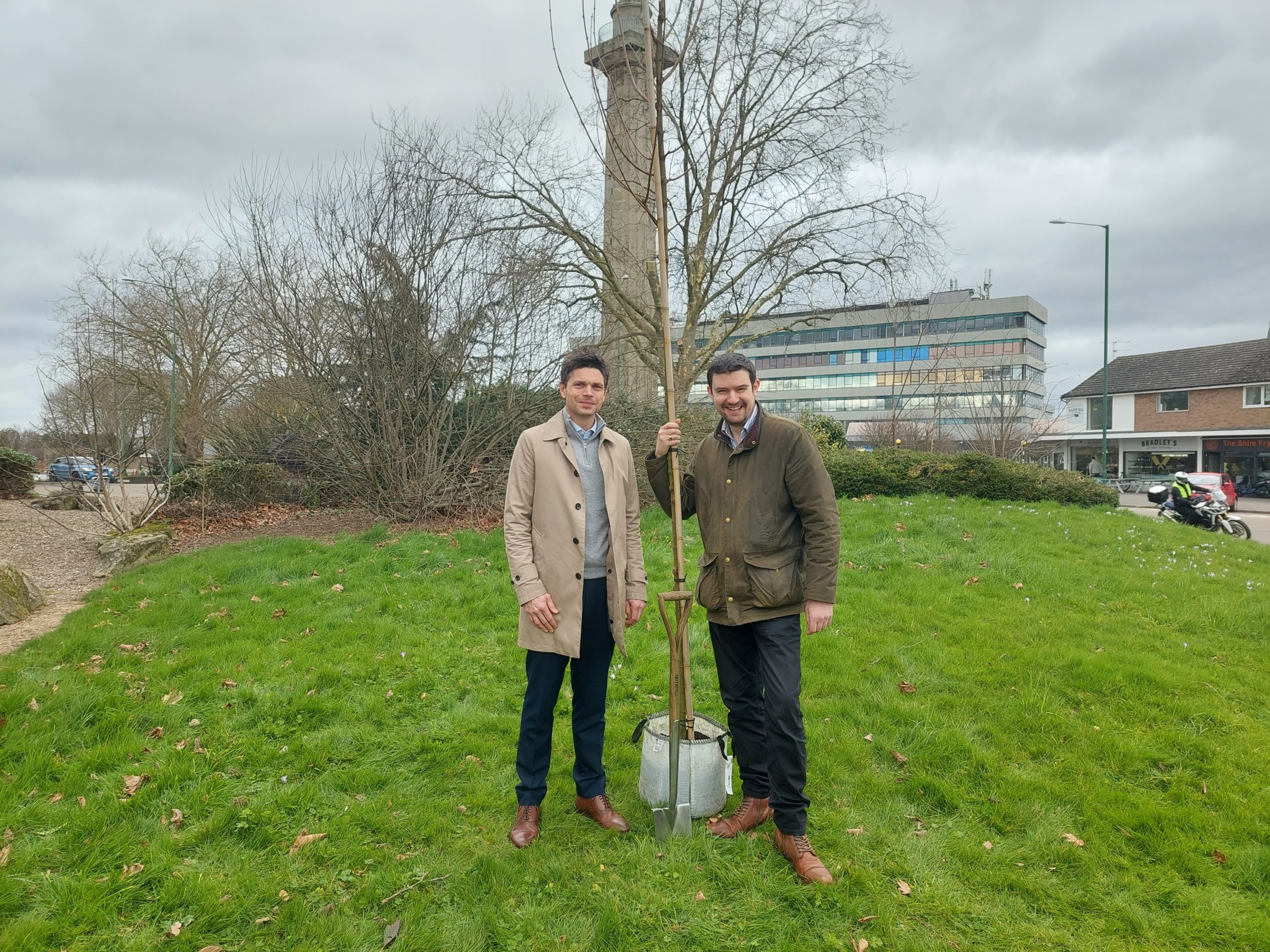 Tree planted to mark success of carbon neutral highways